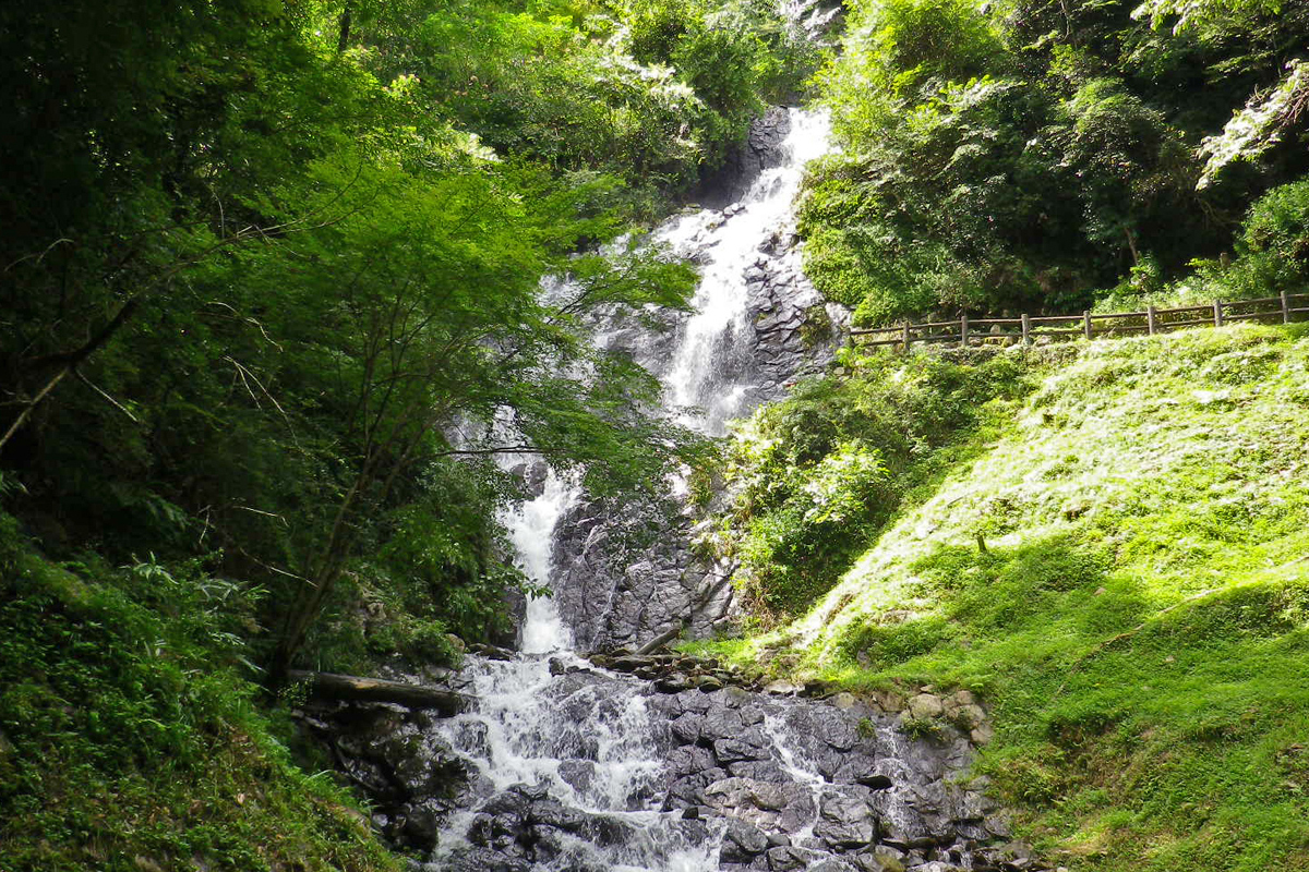 Asahidaki Waterfalls